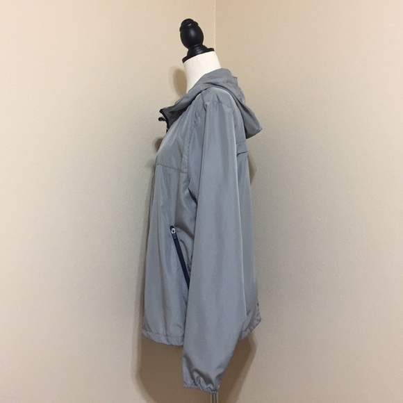 Resolution - Picture 4 of 7